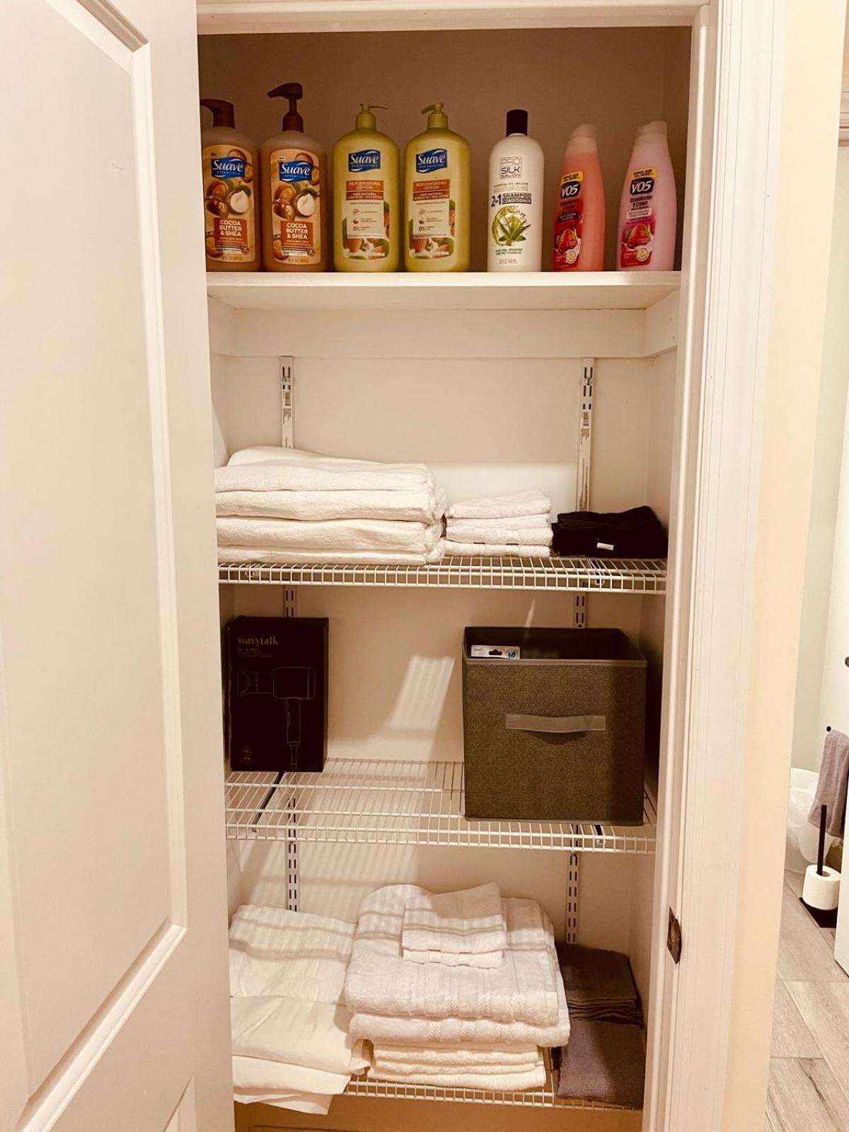 Apartmán Ooohlala! 2 Beds And 2 Full Baths W/Free Parking Newark Exteriér fotografie