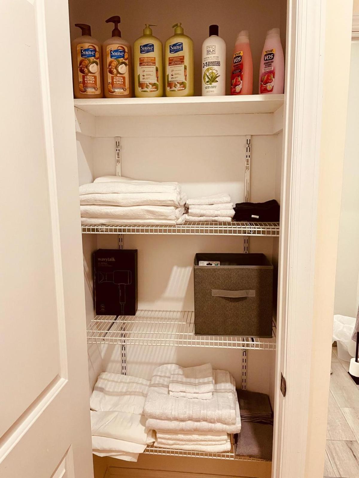 Apartmán Ooohlala! 2 Beds And 2 Full Baths W/Free Parking Newark Exteriér fotografie