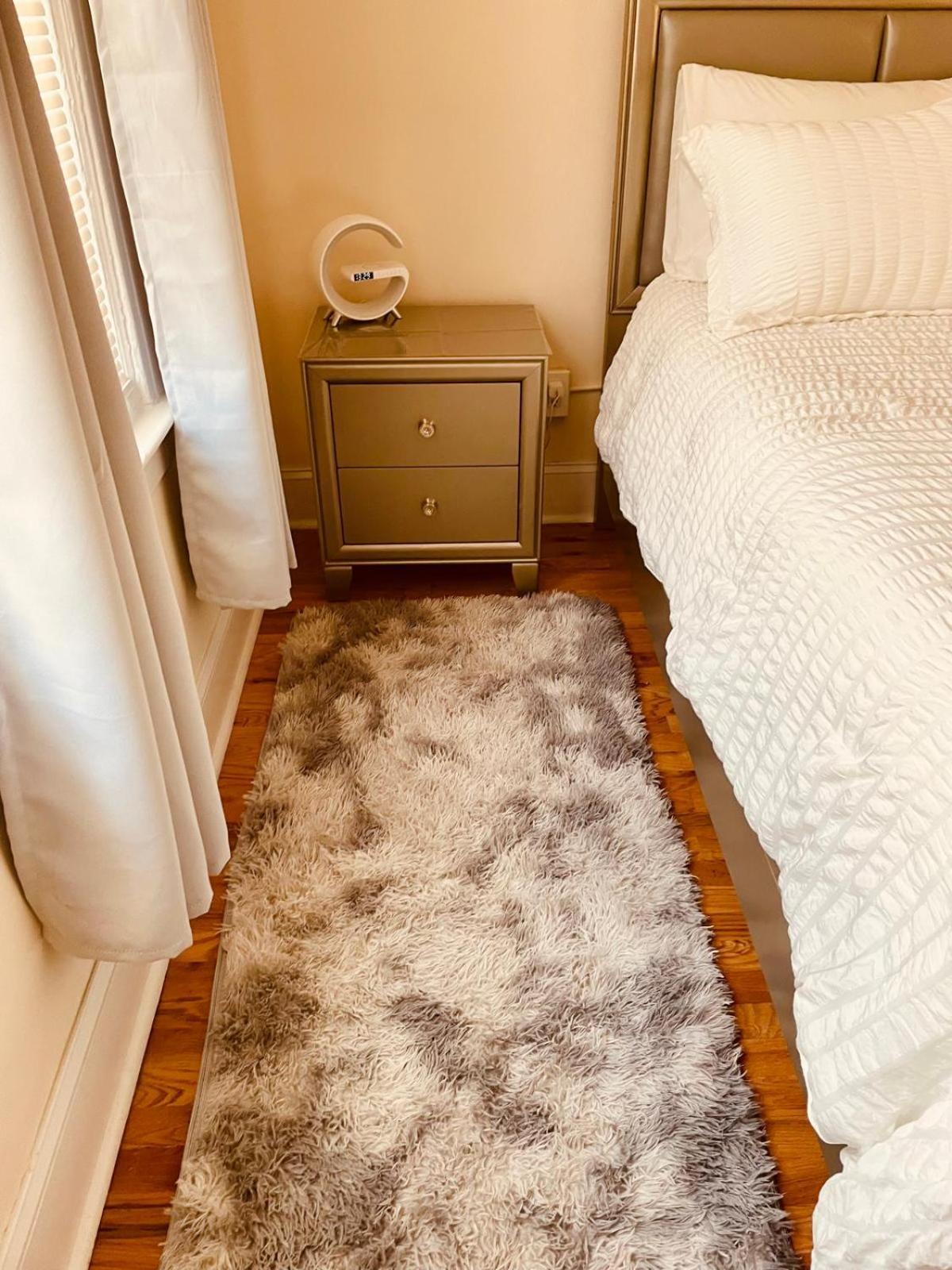 Apartmán Ooohlala! 2 Beds And 2 Full Baths W/Free Parking Newark Exteriér fotografie