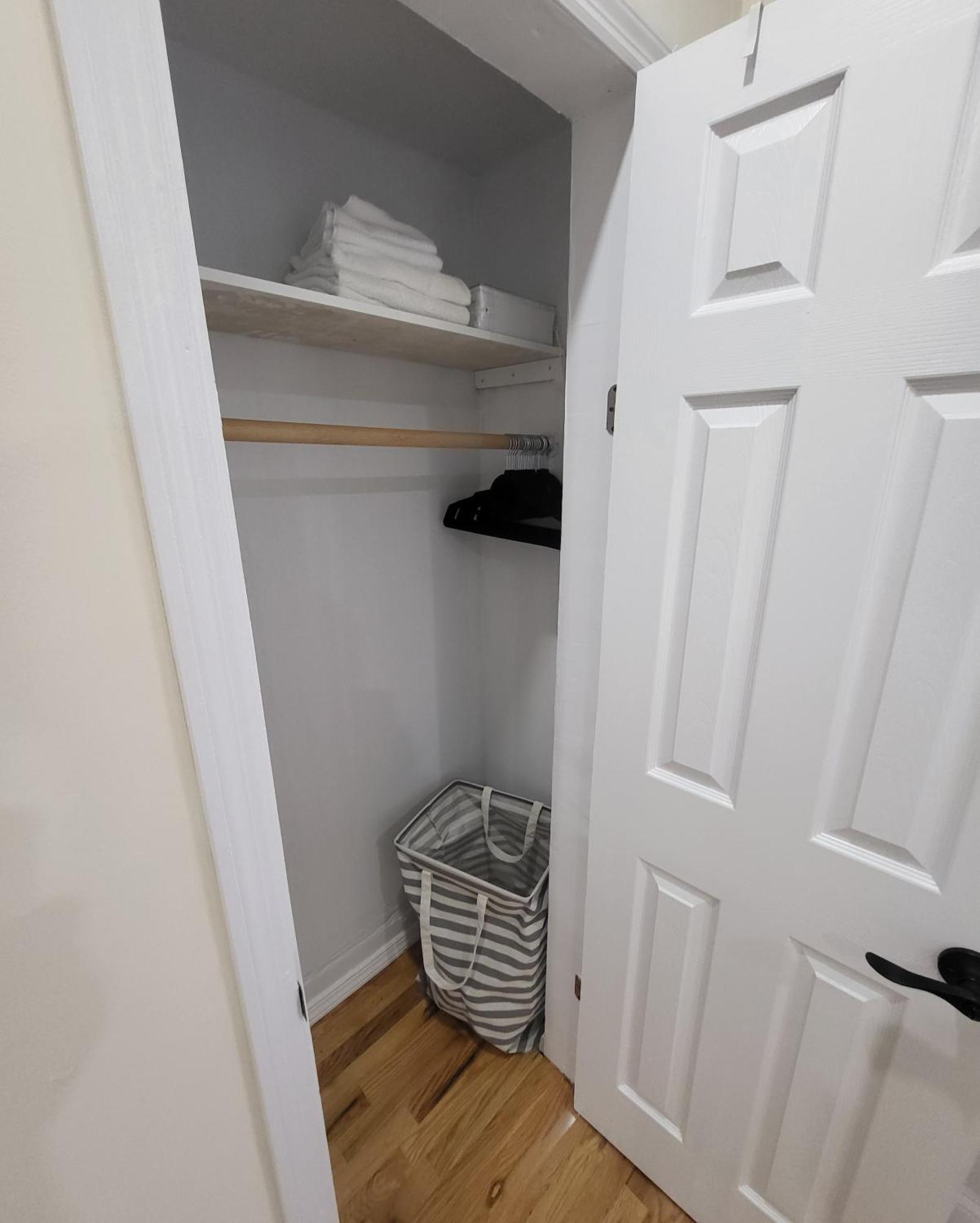 Apartmán Ooohlala! 2 Beds And 2 Full Baths W/Free Parking Newark Exteriér fotografie