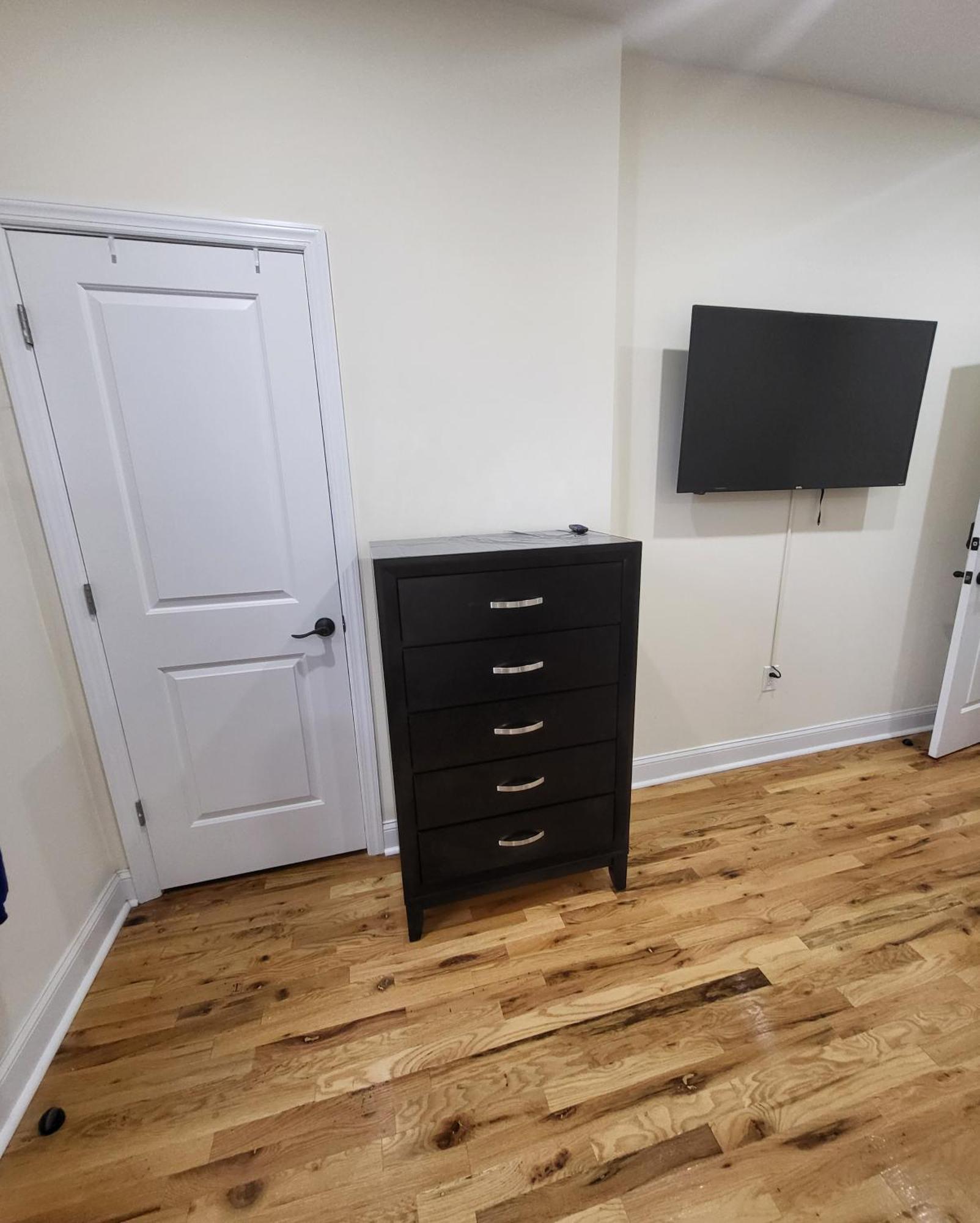 Apartmán Ooohlala! 2 Beds And 2 Full Baths W/Free Parking Newark Exteriér fotografie