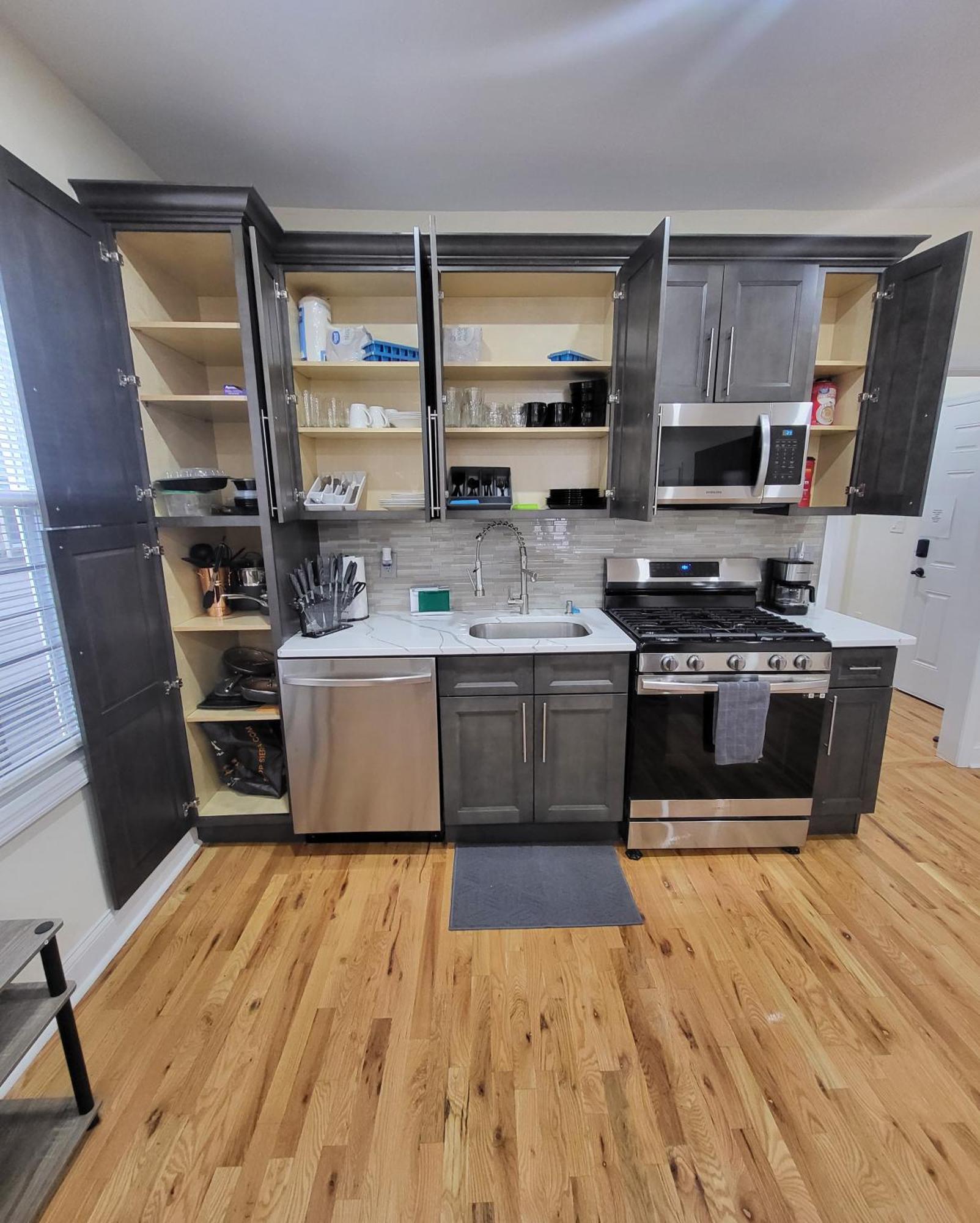 Apartmán Ooohlala! 2 Beds And 2 Full Baths W/Free Parking Newark Exteriér fotografie